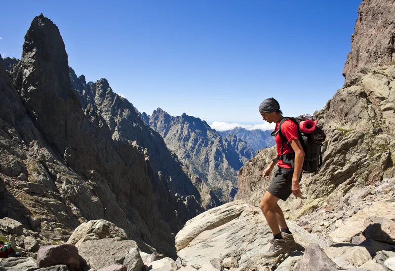 Ilustração - O anfiteatro rochoso.